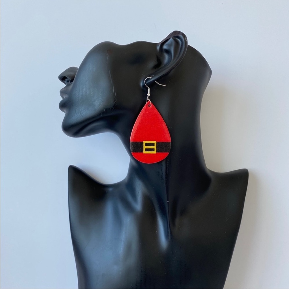 Santa tear drop earrings